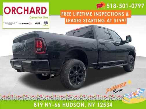 Diamond Black Crystal Pearlcoat 2026 RAM 2500 Black Express Crew Cab 4x4 6'4' Box