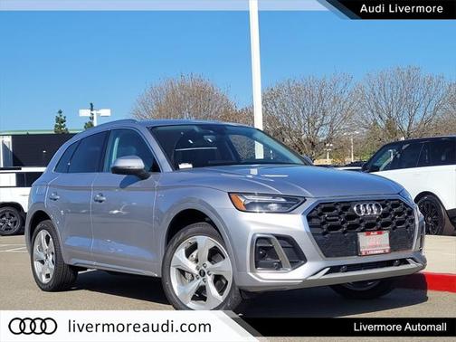 2025 Audi Q5 45 S line Premium Plus