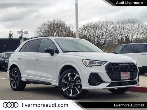 2025 Audi Q3 45 S line Premium Plus