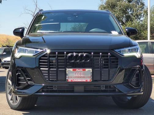 2025 Audi Q3 45 S line Premium Plus