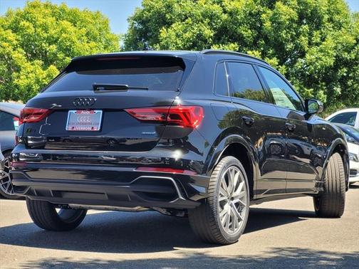 2025 Audi Q3 45 S line Premium Plus