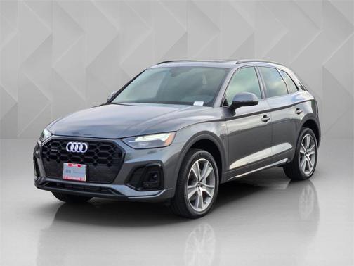 2025 Audi Q5 45 S line Premium