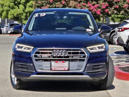 2019 Audi Q5 2.0T Premium Plus