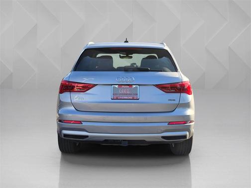 2022 Audi Q3 40 Premium Plus