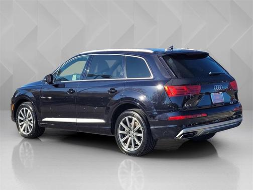2019 Audi Q7 55 Premium Plus