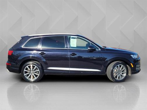 2019 Audi Q7 55 Premium Plus