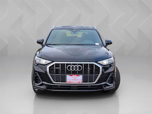 2022 Audi Q3 45 S line Premium