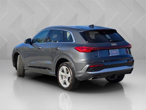 2025 Audi Q5 Premium Plus TFSI quattro S tronic