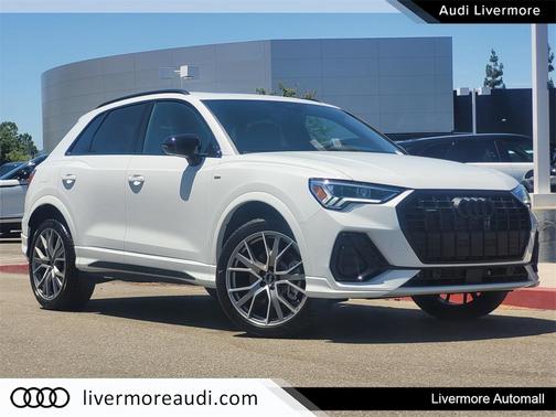 2025 Audi Q3 45 S line Premium Plus