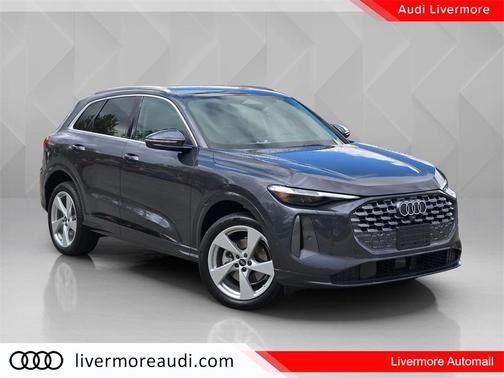 2025 Audi Q5 Premium Plus
