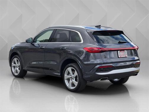 2025 Audi Q5 Premium Plus