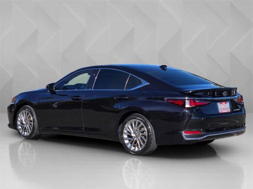 2023 Lexus ES 300h Luxury