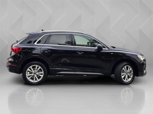 2022 Audi Q3 45 S line Premium Plus