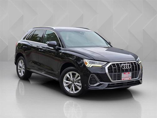 2022 Audi Q3 45 S line Premium Plus