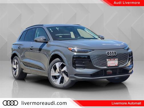 2025 Audi Q6 e-tron Premium Plus quattro