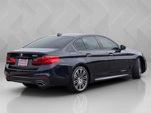 2017 BMW 530 530i