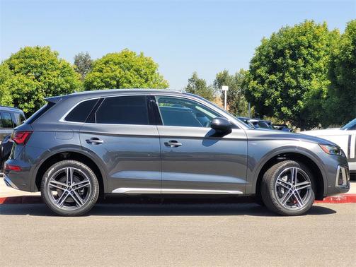 2025 Audi Q5 55 S line Premium Plus