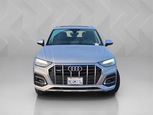 2023 Audi Q5 40 Premium