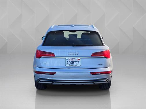 2023 Audi Q5 40 Premium
