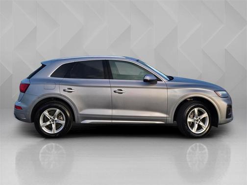 2023 Audi Q5 40 Premium