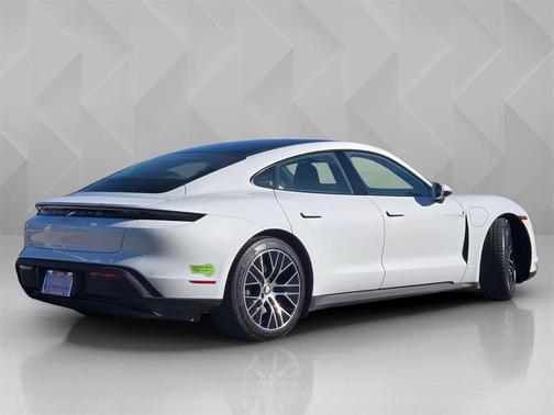 2023 Porsche Taycan