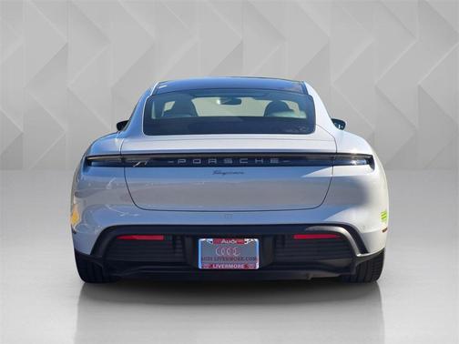 2023 Porsche Taycan
