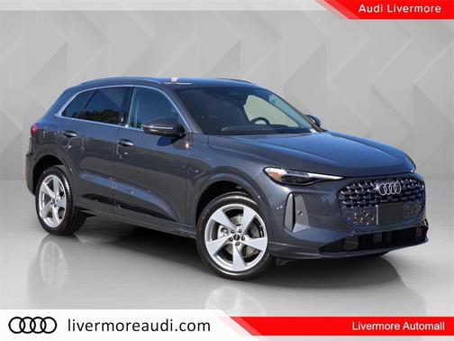 2025 Audi Q5 Premium Plus