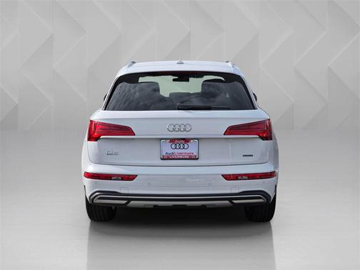 2024 Audi Q5 40 Premium