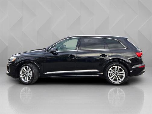 2025 Audi Q7 55 Prestige