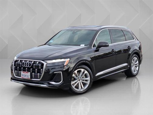 2025 Audi Q7 55 Prestige