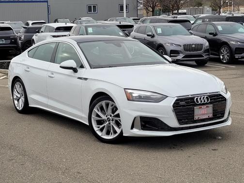 Photo 1 of 27 of 2022 Audi A5 40 Premium