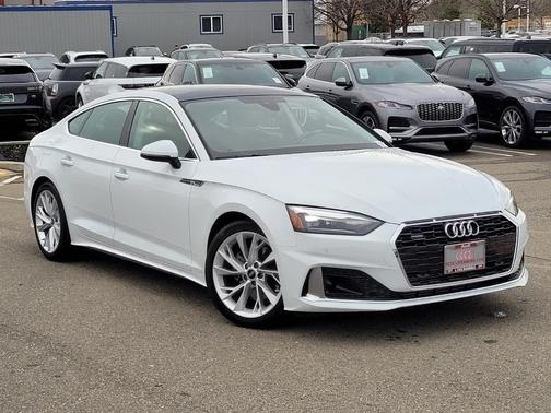 Photo 2 of 27 of 2022 Audi A5 40 Premium