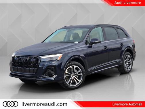 2026 Audi Q7 45 Premium
