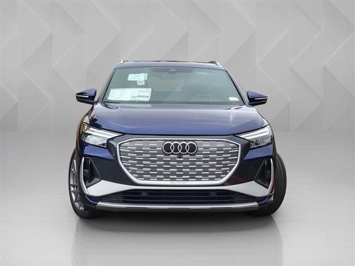 2025 Audi Q4 e-tron Premium Plus 55 quattro