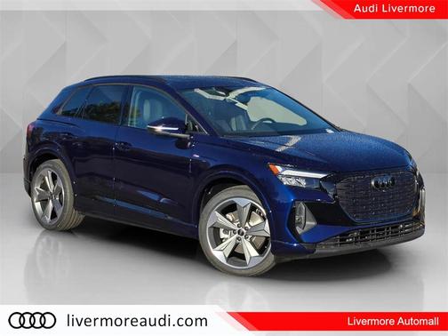 2025 Audi Q4 e-tron Premium Plus 55 quattro