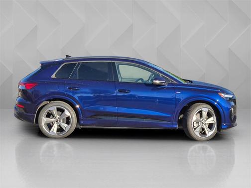 2025 Audi Q4 e-tron Premium Plus 55 quattro
