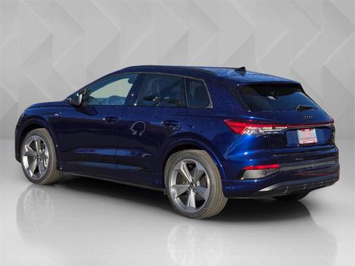 2025 Audi Q4 e-tron Premium Plus 55 quattro