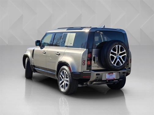 2023 Land Rover Defender 110 X-Dynamic SE