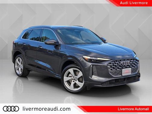 2025 Audi Q5 Premium Plus