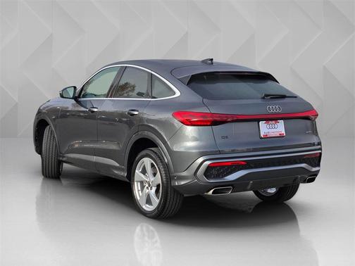 2025 Audi Q5 Premium Plus TFSI quattro S tronic