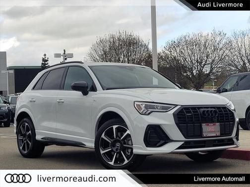 2025 Audi Q3 45 S line Premium Plus