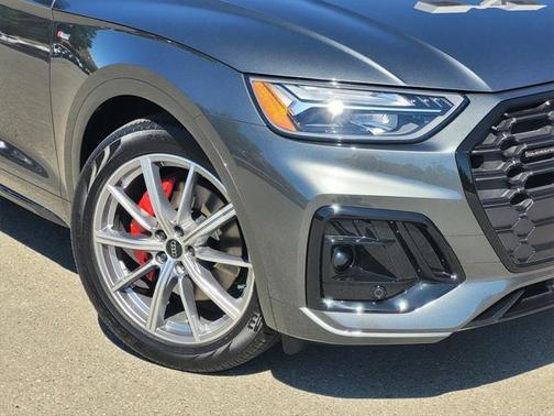 2025 Audi Q5 55 S line Premium Plus