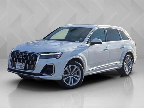 2025 Audi Q7 Premium Plus 55 TFSI quattro Tiptronic