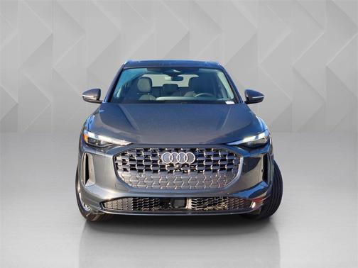 2025 Audi Q5 Premium TFSI quattro S tronic