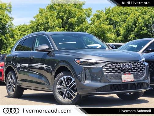 2025 Audi Q5 Premium