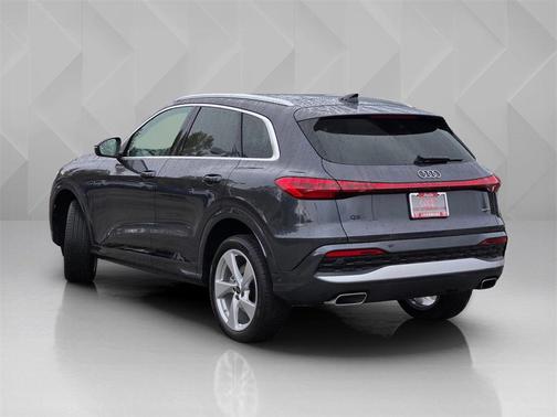 2025 Audi Q5 Premium Plus TFSI quattro S tronic