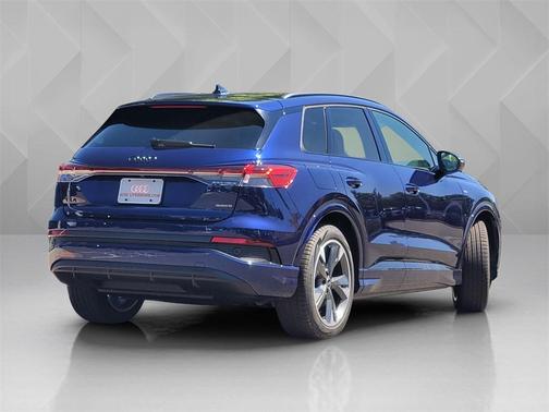 2025 Audi Q4 e-tron Premium Plus 55 quattro