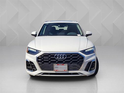 2025 Audi Q5 45 S line Premium Plus