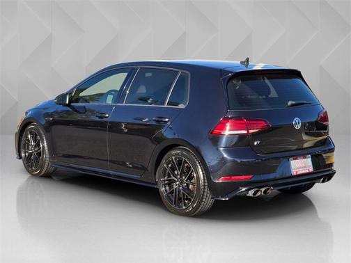 2018 Volkswagen Golf R 2.0T DSG