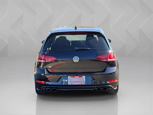 2018 Volkswagen Golf R 2.0T DSG